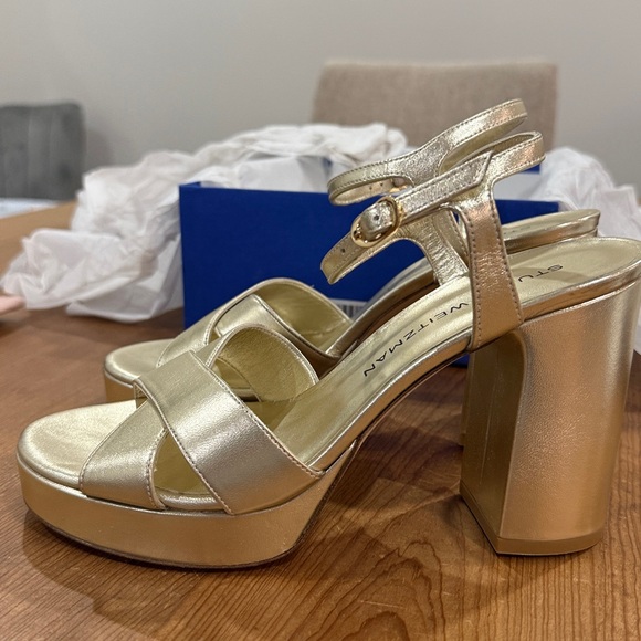 Stuart Weitzman Dayna Platform Sandal - Picture 8 of 10